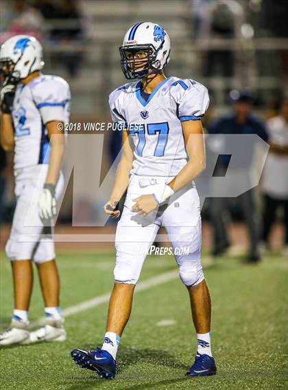 Thumbnail 3 in Burbank vs. Crescenta Valley photogallery.