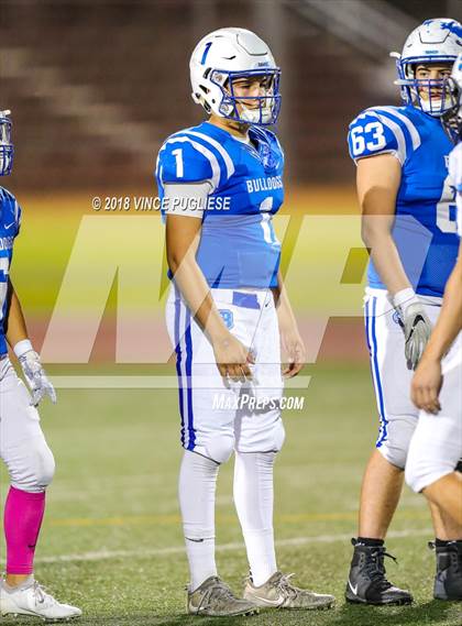 Thumbnail 3 in Burbank vs. Crescenta Valley photogallery.