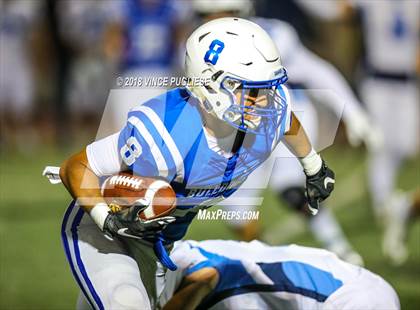Thumbnail 2 in Burbank vs. Crescenta Valley photogallery.