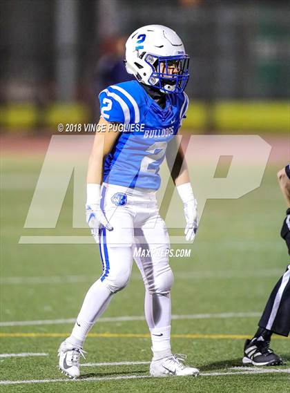 Thumbnail 1 in Burbank vs. Crescenta Valley photogallery.