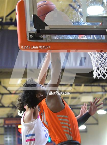 Thumbnail 3 in Bishop Gorman vs. Sheldon (Tarkanian Classic) photogallery.