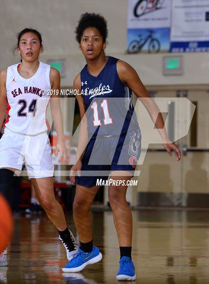 Thumbnail 2 in Chaminade vs. Redondo Union (Battle at the Beach) photogallery.