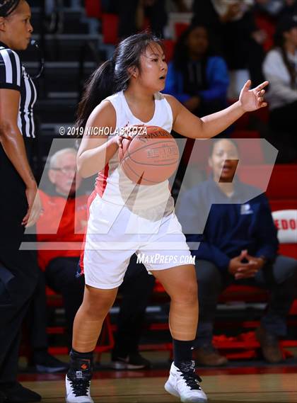 Thumbnail 1 in Chaminade vs. Redondo Union (Battle at the Beach) photogallery.