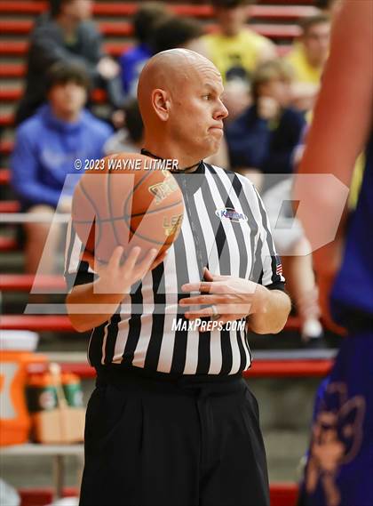 Thumbnail 1 in Highlands @ Covington Catholic photogallery.