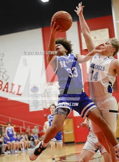 Thumbnail 3 in Highlands @ Covington Catholic photogallery.