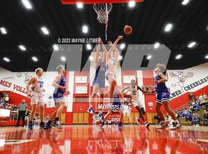 Thumbnail 3 in Highlands @ Covington Catholic photogallery.