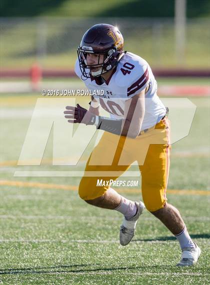 Thumbnail 2 in Loyola Academy vs. Huntley (IHSA Class 8A Quarterfinal) photogallery.