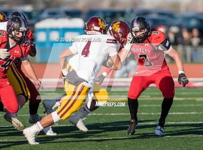 Thumbnail 2 in Loyola Academy vs. Huntley (IHSA Class 8A Quarterfinal) photogallery.