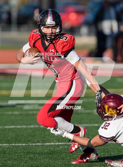 Thumbnail 1 in Loyola Academy vs. Huntley (IHSA Class 8A Quarterfinal) photogallery.