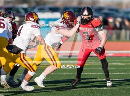 Thumbnail 1 in Loyola Academy vs. Huntley (IHSA Class 8A Quarterfinal) photogallery.