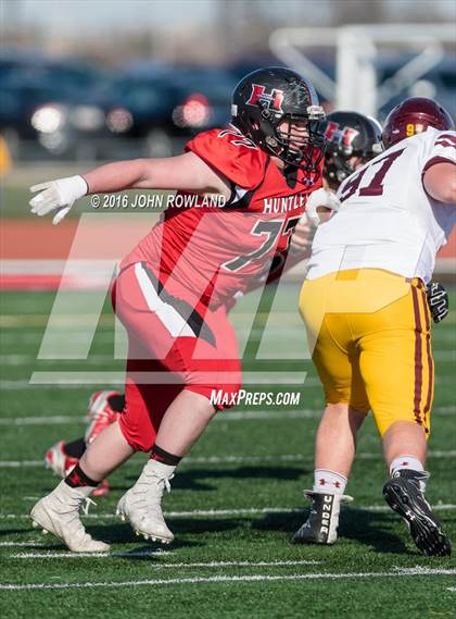 Thumbnail 3 in Loyola Academy vs. Huntley (IHSA Class 8A Quarterfinal) photogallery.