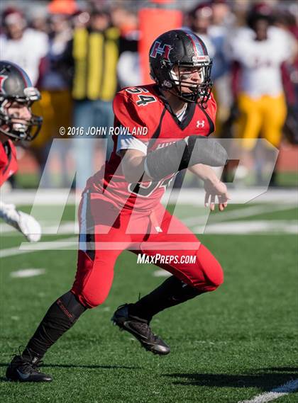 Thumbnail 2 in Loyola Academy vs. Huntley (IHSA Class 8A Quarterfinal) photogallery.