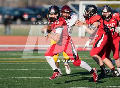Thumbnail 3 in Loyola Academy vs. Huntley (IHSA Class 8A Quarterfinal) photogallery.