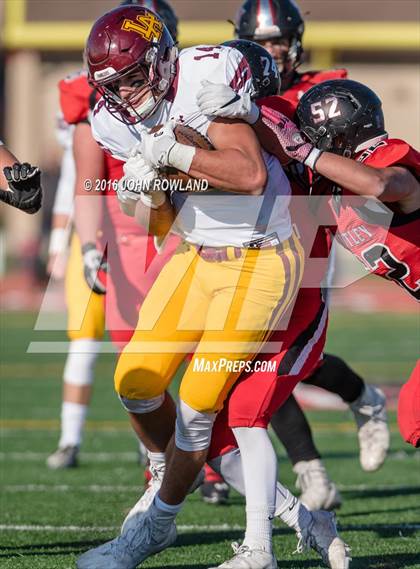 Thumbnail 3 in Loyola Academy vs. Huntley (IHSA Class 8A Quarterfinal) photogallery.