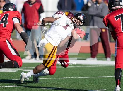 Thumbnail 1 in Loyola Academy vs. Huntley (IHSA Class 8A Quarterfinal) photogallery.