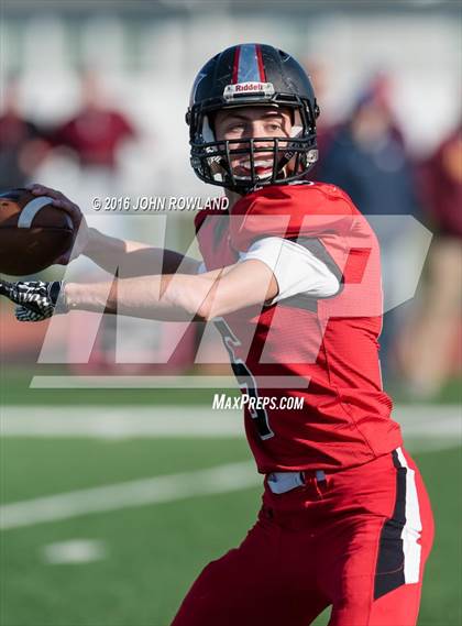 Thumbnail 2 in Loyola Academy vs. Huntley (IHSA Class 8A Quarterfinal) photogallery.