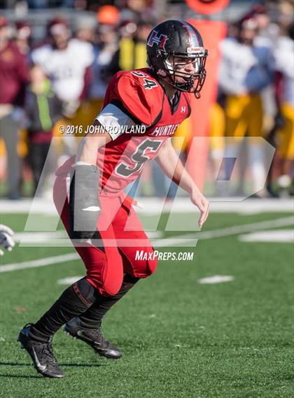 Thumbnail 3 in Loyola Academy vs. Huntley (IHSA Class 8A Quarterfinal) photogallery.