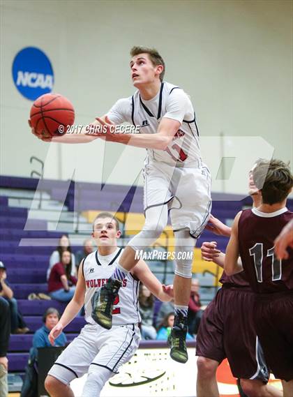 Thumbnail 1 in Addison vs. Bolivar-Richburg photogallery.