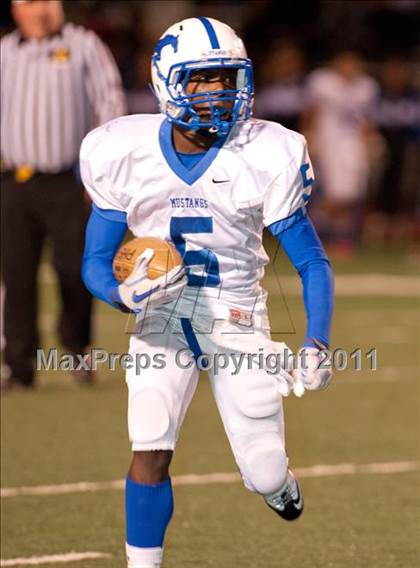Thumbnail 3 in Pioneer vs. Los Gatos (CIF CCS D2 Final) photogallery.