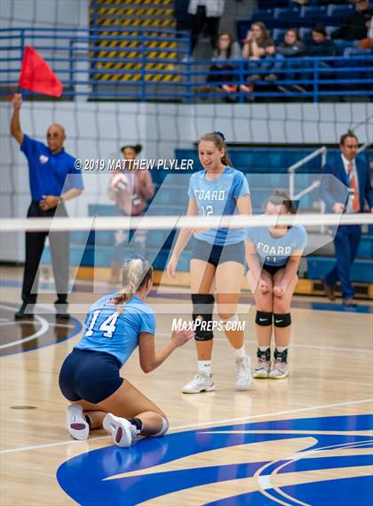 Thumbnail 3 in Foard vs. Ayden - Grifton (NCHSAA 2A Final) photogallery.