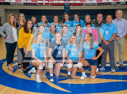 Thumbnail 2 in Foard vs. Ayden - Grifton (NCHSAA 2A Final) photogallery.