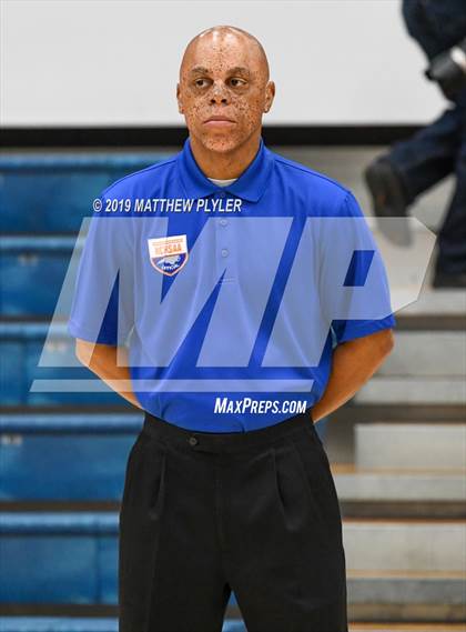 Thumbnail 3 in Foard vs. Ayden - Grifton (NCHSAA 2A Final) photogallery.