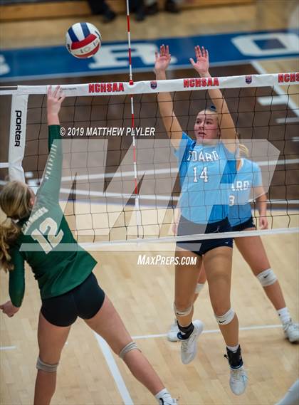 Thumbnail 2 in Foard vs. Ayden - Grifton (NCHSAA 2A Final) photogallery.