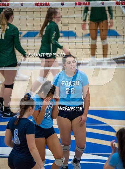 Thumbnail 3 in Foard vs. Ayden - Grifton (NCHSAA 2A Final) photogallery.