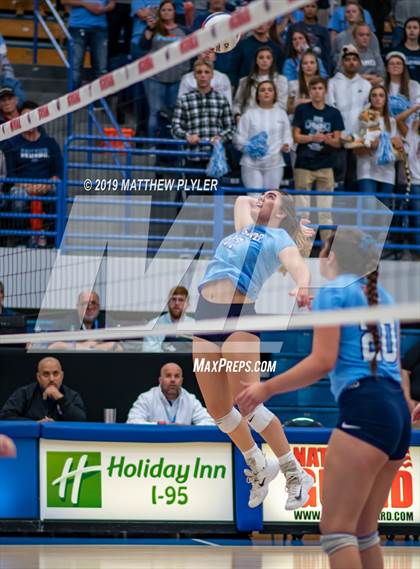 Thumbnail 1 in Foard vs. Ayden - Grifton (NCHSAA 2A Final) photogallery.
