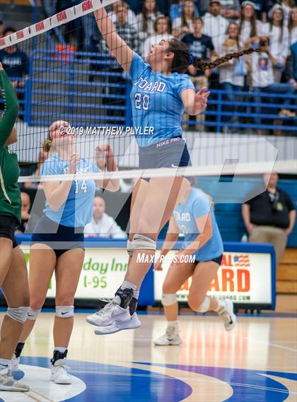 Thumbnail 2 in Foard vs. Ayden - Grifton (NCHSAA 2A Final) photogallery.