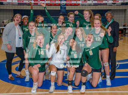 Thumbnail 1 in Foard vs. Ayden - Grifton (NCHSAA 2A Final) photogallery.