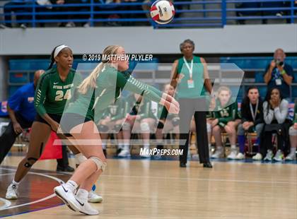 Thumbnail 2 in Foard vs. Ayden - Grifton (NCHSAA 2A Final) photogallery.