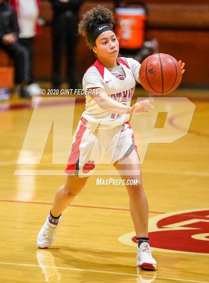 Thumbnail 3 in St. Bernard's vs. Saint Mary's (CIF NCS D4 Quarterfinal) photogallery.