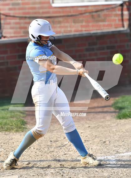 Thumbnail 3 in Joliet Catholic vs Crete-Monee (IHSA Class 3A Regional Semifinal) photogallery.