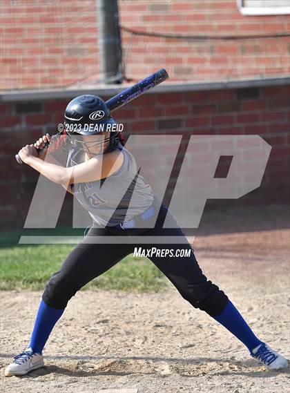 Thumbnail 3 in Joliet Catholic vs Crete-Monee (IHSA Class 3A Regional Semifinal) photogallery.