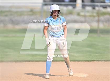 Thumbnail 3 in Joliet Catholic vs Crete-Monee (IHSA Class 3A Regional Semifinal) photogallery.