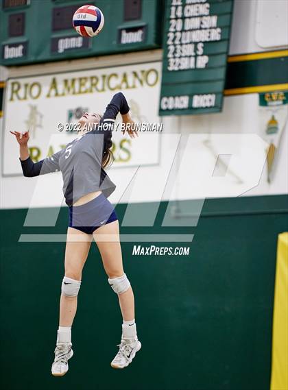 Thumbnail 1 in Vista del Lago @ Rio Americano photogallery.