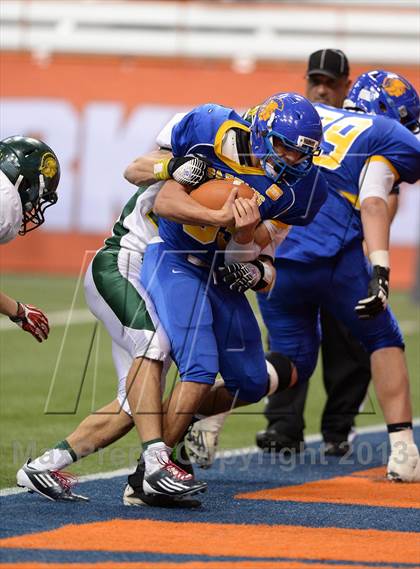 Thumbnail 2 in Williamsville North vs. Queensbury (NYSPHSAA Class A Final) photogallery.
