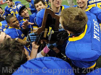 Thumbnail 2 in Williamsville North vs. Queensbury (NYSPHSAA Class A Final) photogallery.