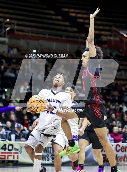 Thumbnail 2 in McFarland vs. Madera South (CIF CS Division 5 Championship) photogallery.