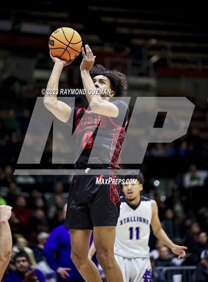 Thumbnail 3 in McFarland vs. Madera South (CIF CS Division 5 Championship) photogallery.
