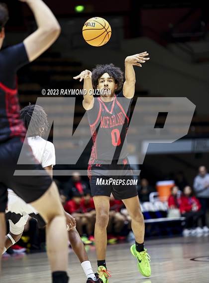 Thumbnail 3 in McFarland vs. Madera South (CIF CS Division 5 Championship) photogallery.