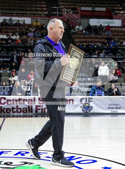 Thumbnail 2 in McFarland vs. Madera South (CIF CS Division 5 Championship) photogallery.