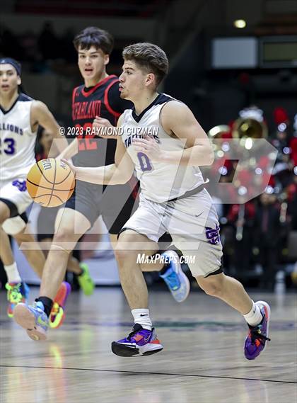 Thumbnail 2 in McFarland vs. Madera South (CIF CS Division 5 Championship) photogallery.