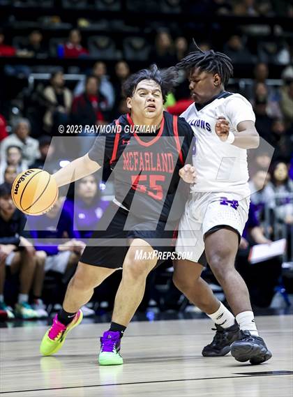 Thumbnail 3 in McFarland vs. Madera South (CIF CS Division 5 Championship) photogallery.