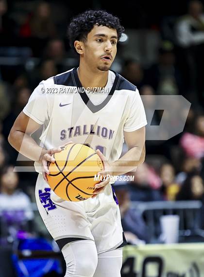 Thumbnail 2 in McFarland vs. Madera South (CIF CS Division 5 Championship) photogallery.