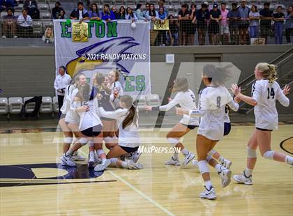Thumbnail 3 in Keller vs. V.R. Eaton (UIL 6A Regional Final) photogallery.