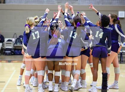Thumbnail 2 in Keller vs. V.R. Eaton (UIL 6A Regional Final) photogallery.