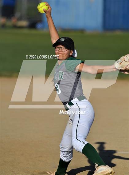 Thumbnail 2 in Kaiser vs. Diamond Ranch photogallery.