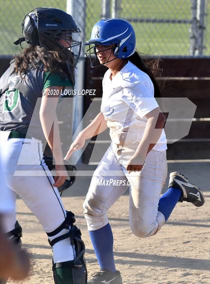 Thumbnail 1 in Kaiser vs. Diamond Ranch photogallery.